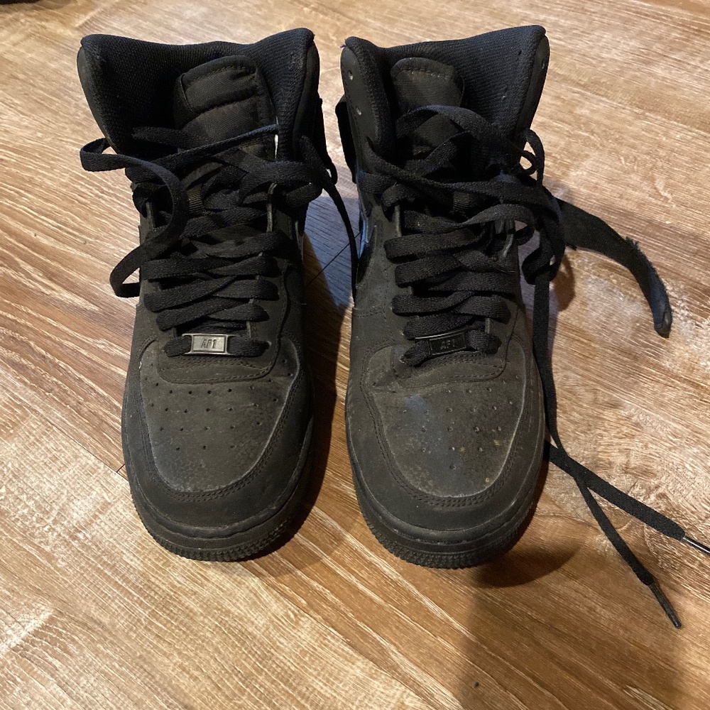 Nike airs